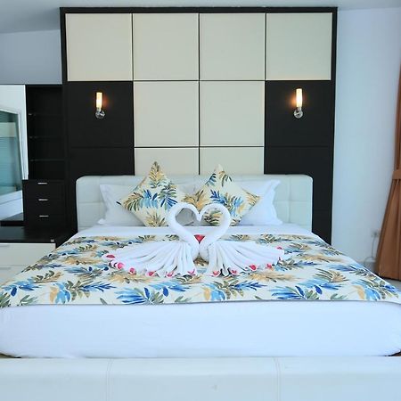 Seaview Villa Patong 芭东海景3卧别墅 5分钟到江西冷 4Bdr Pool エクステリア 写真