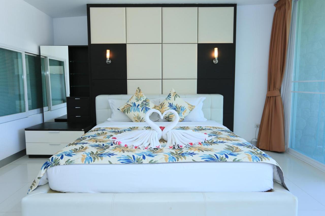 Seaview Villa Patong 芭东海景3卧别墅 5分钟到江西冷 4Bdr Pool エクステリア 写真