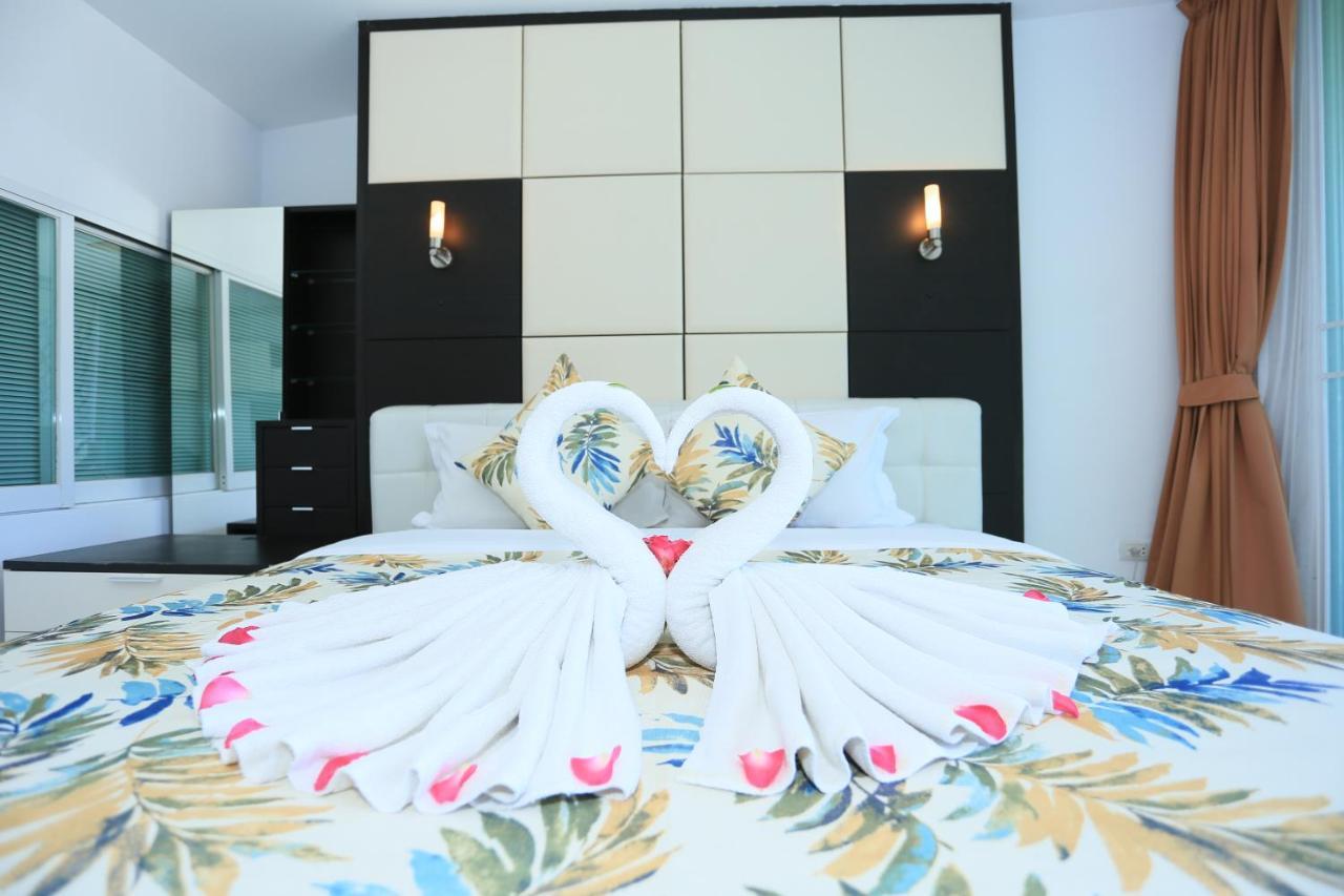 Seaview Villa Patong 芭东海景3卧别墅 5分钟到江西冷 4Bdr Pool エクステリア 写真
